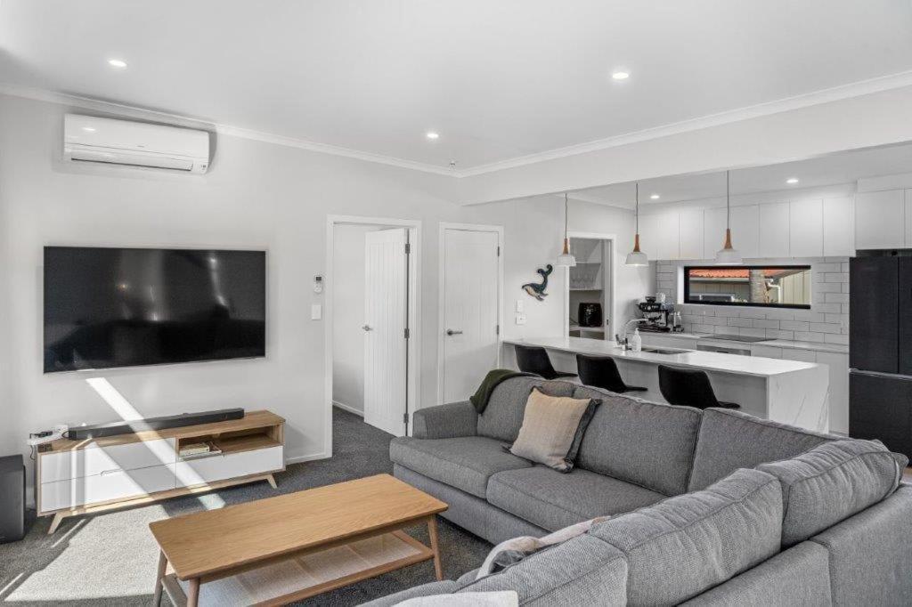 Recline On Leo Villa Waihi Buitenkant foto