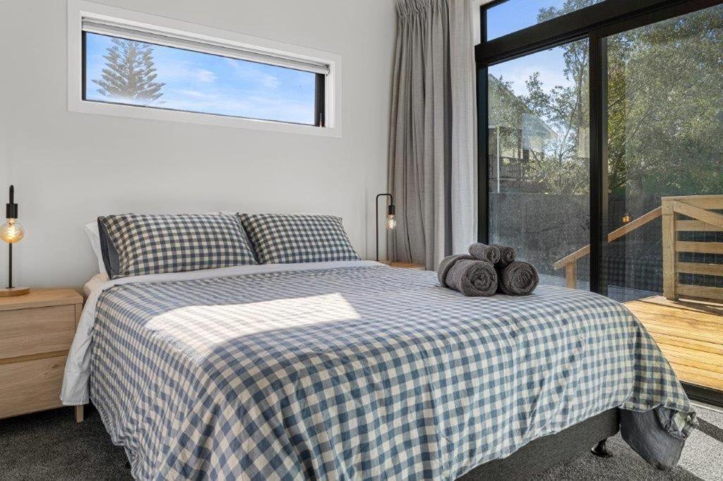 Recline On Leo Villa Waihi Buitenkant foto